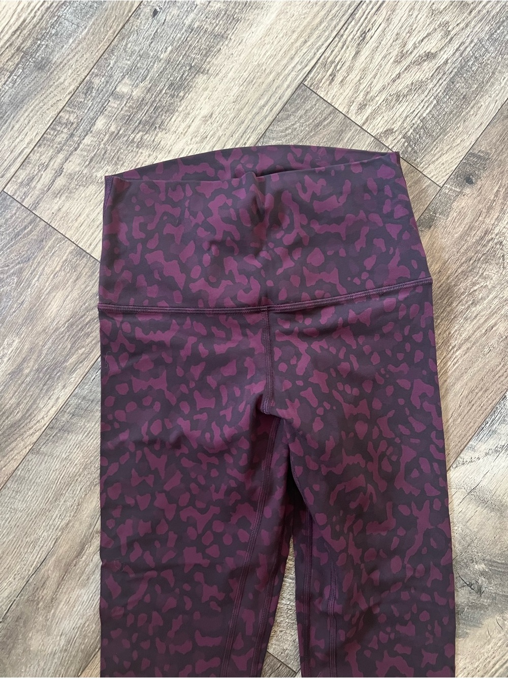 Lululemon align formation camo dark adobe size 4 - Picture 8 of 10